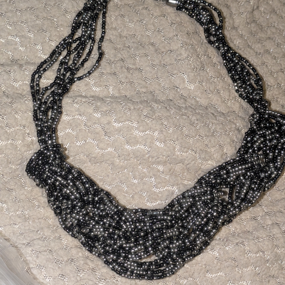 3/$15 Elegant Black Beade Necklace